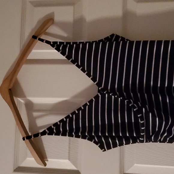 Guess maxi dress with adjustable straps - Picture 7 of 7